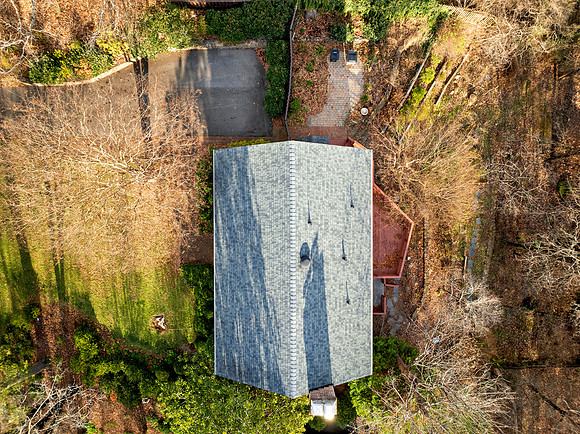 2232 Surrey Pl WEB-135