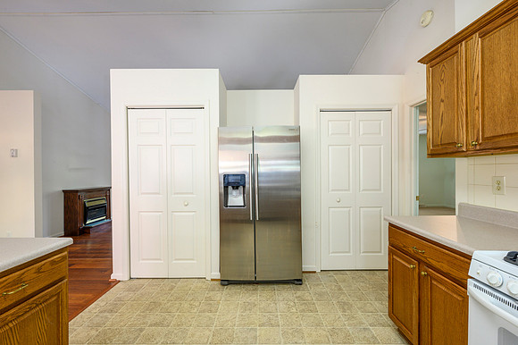 303 Somerset Pl WEB-137