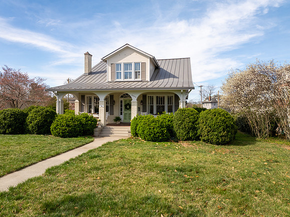 3833 Peakland WEB-104