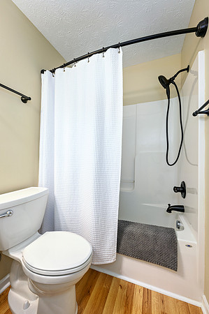 417 Wessex Rd WEB-147