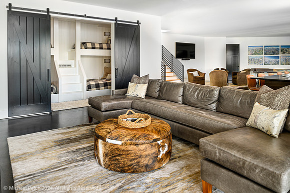 455 Oak Point Owner with Copyright-160