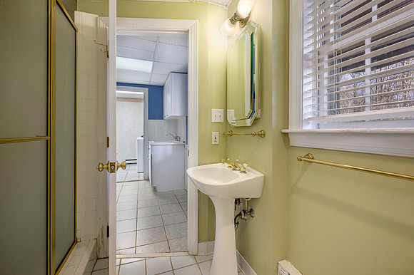 2232 Surrey Pl WEB-180