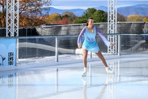 RR Ice Rink Show 11-23-24 PRINT-166