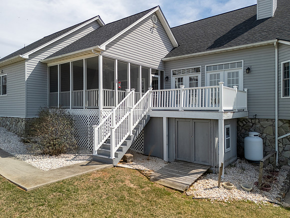 1291 Donnally WEB-132