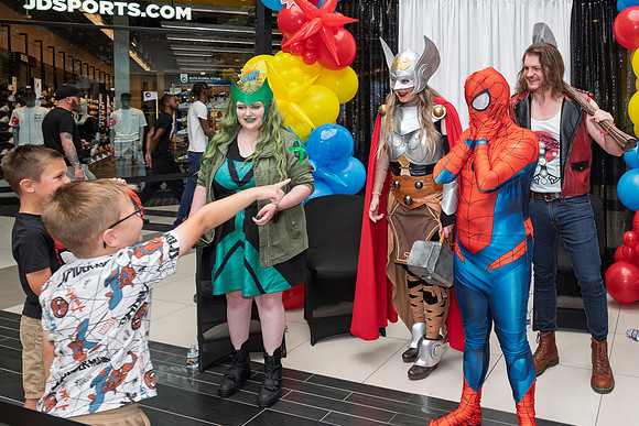 RR Super Dads-Sidekicks WEB-157