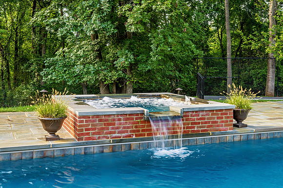 5218 Inglewood WEB-102