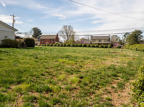 3833 Peakland WEB-120