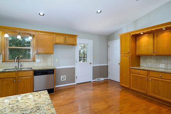 518 Elmwood WEB-157