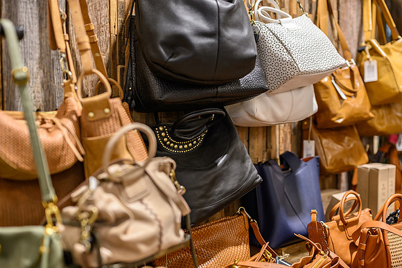 Seven and James Store WEB-168