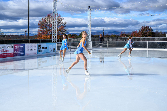 RR Ice Rink Show 11-23-24 WEB-154
