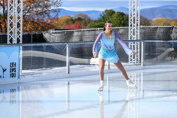 RR Ice Rink Show 11-23-24 WEB-166