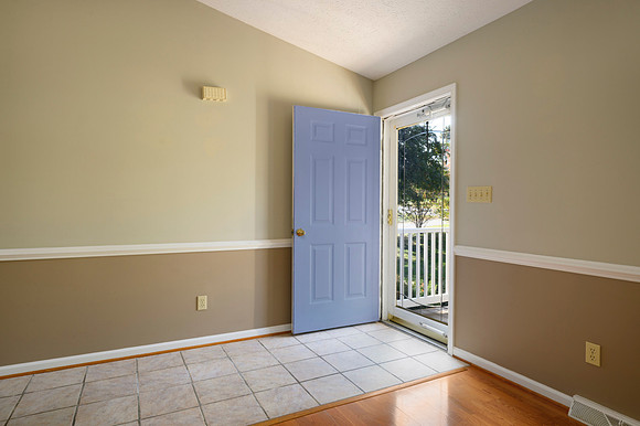 518 Elmwood WEB-149