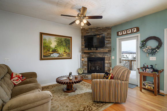 3370 Virginia Byway WEB-141
