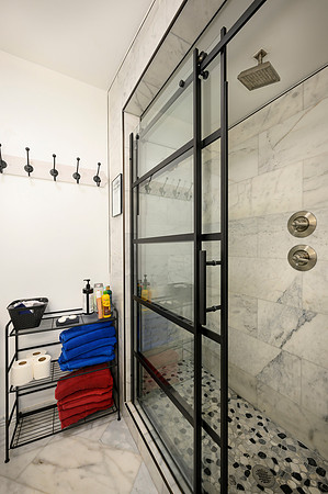 211 Holbrook WEB-147