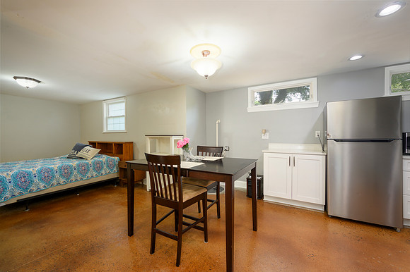 1023 Perrymont Ave PRINT-177