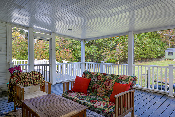 1169 Mountain Creek Ln WEB-141