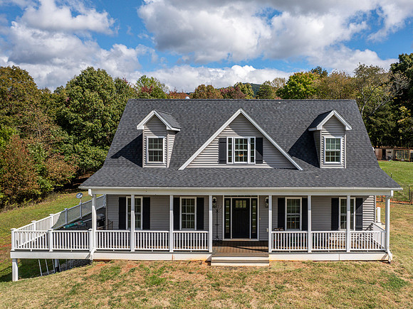 1169 Mountain Creek Ln WEB-101