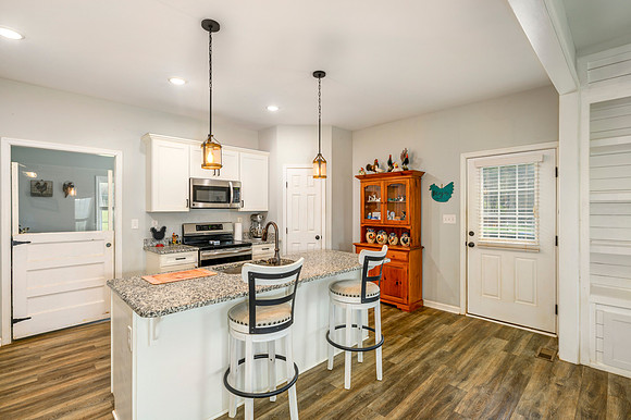 1169 Mountain Creek Ln WEB-133