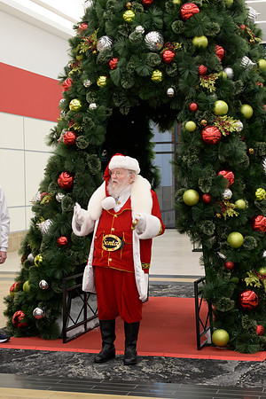 Santa Arrival 2024 PRINT-170
