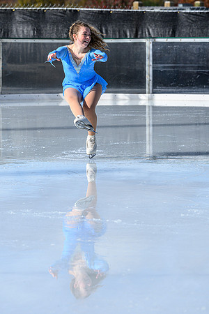 RR Ice Rink Show 11-23-24 WEB-143