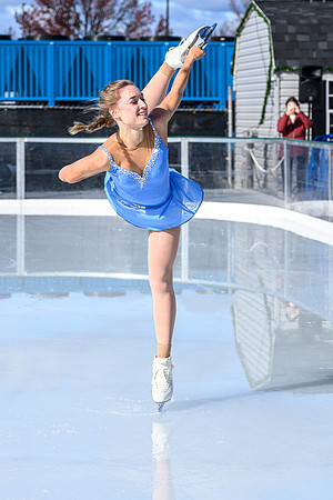 RR Ice Rink Show 11-23-24 PRINT-122
