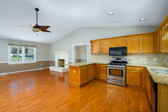 518 Elmwood PRINT-155